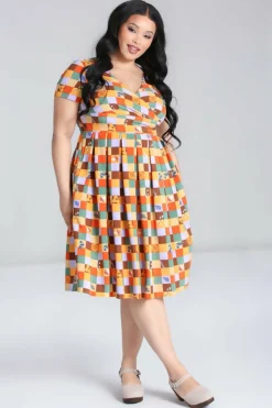 Best Sale Hawthorn Dress Women Midi Dresses