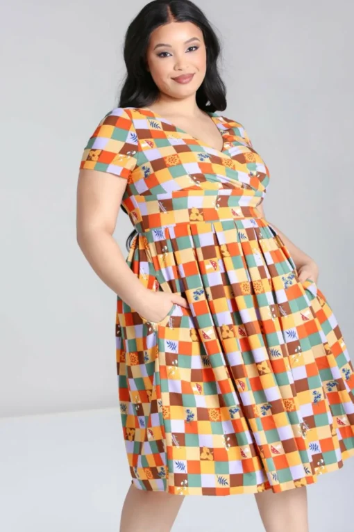 Best Sale Hawthorn Dress Women Midi Dresses